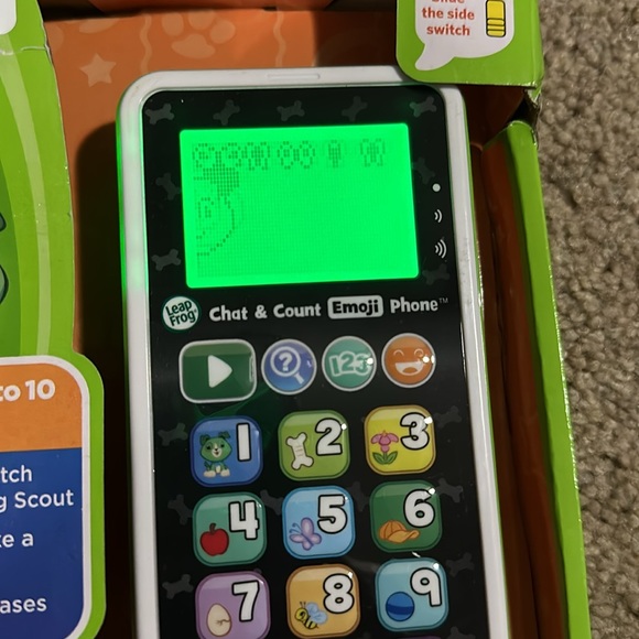 LeapFrog Chat and Count Emoji Phone - Picture 13 of 13